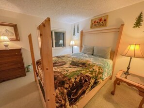 2 chambres, fer et planche à repasser, draps fournis