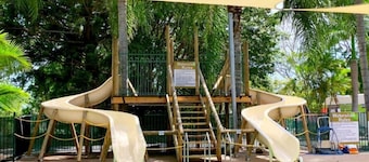 Cape Hillsborough Nature Tourist Park