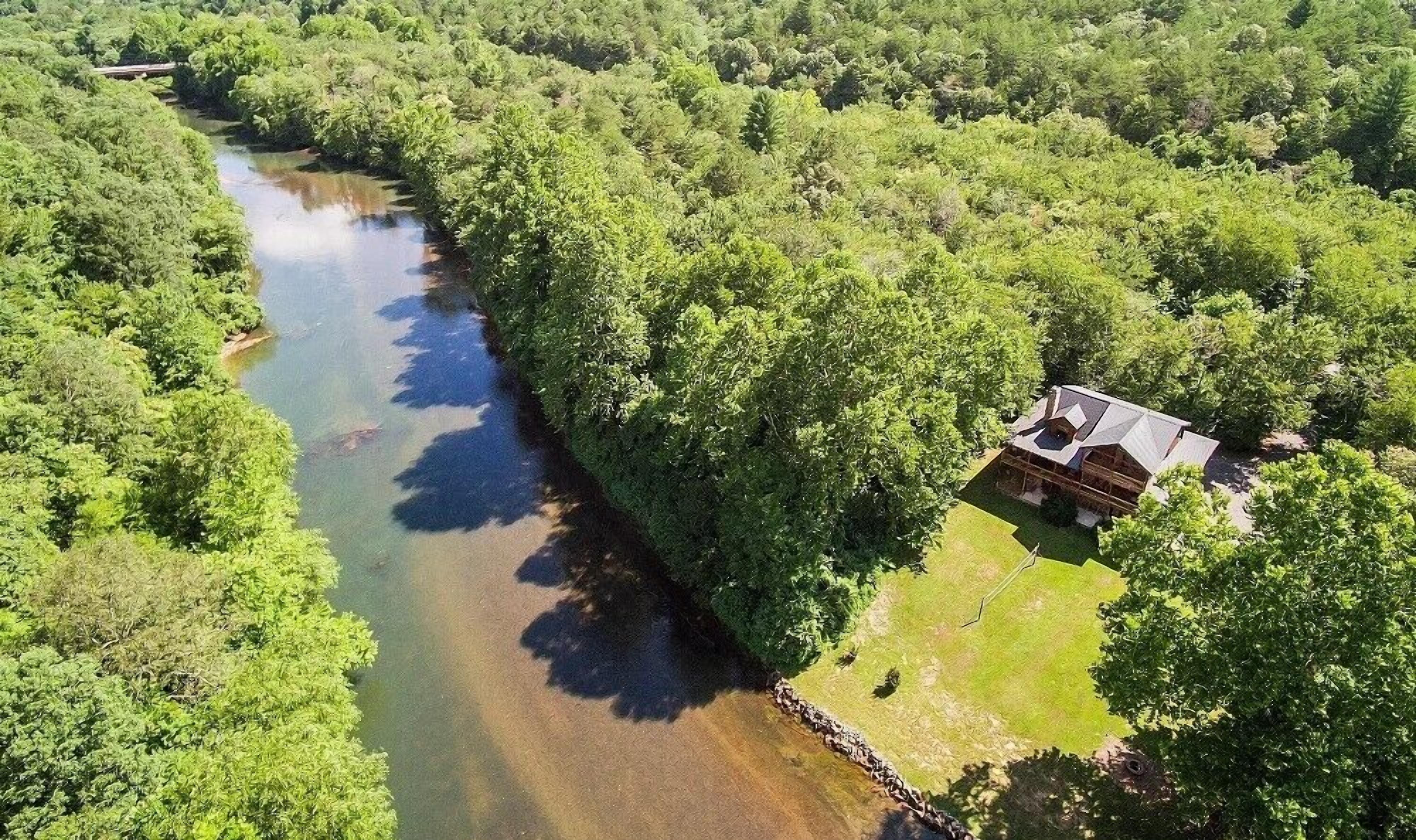 Astounding River View  - New Listing!  Luxurious Cabin with Direct River Access and Views