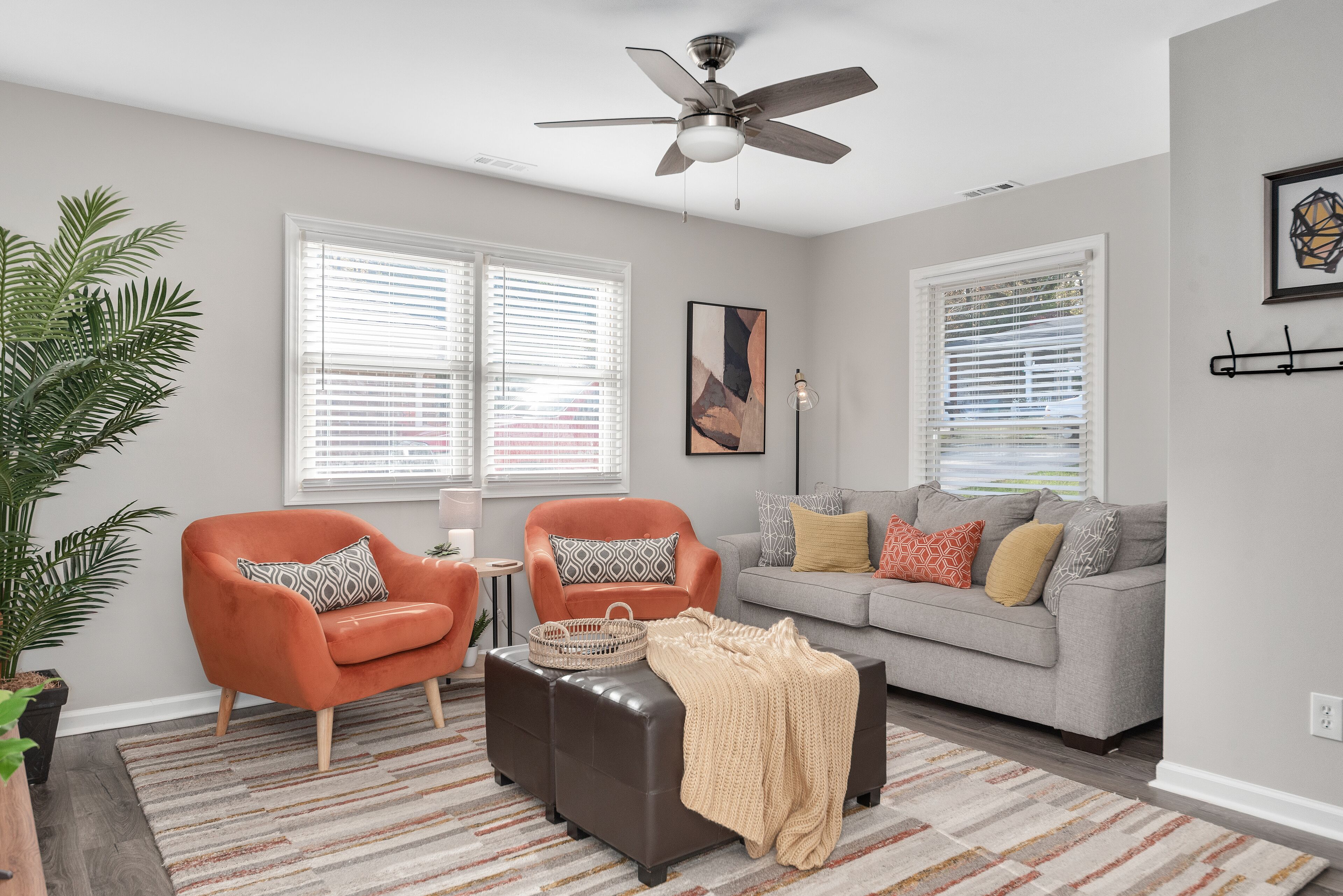 Cozy 3BR home fully fenced and quiet street, 5min to downtown, 10min to Duke/RTP
