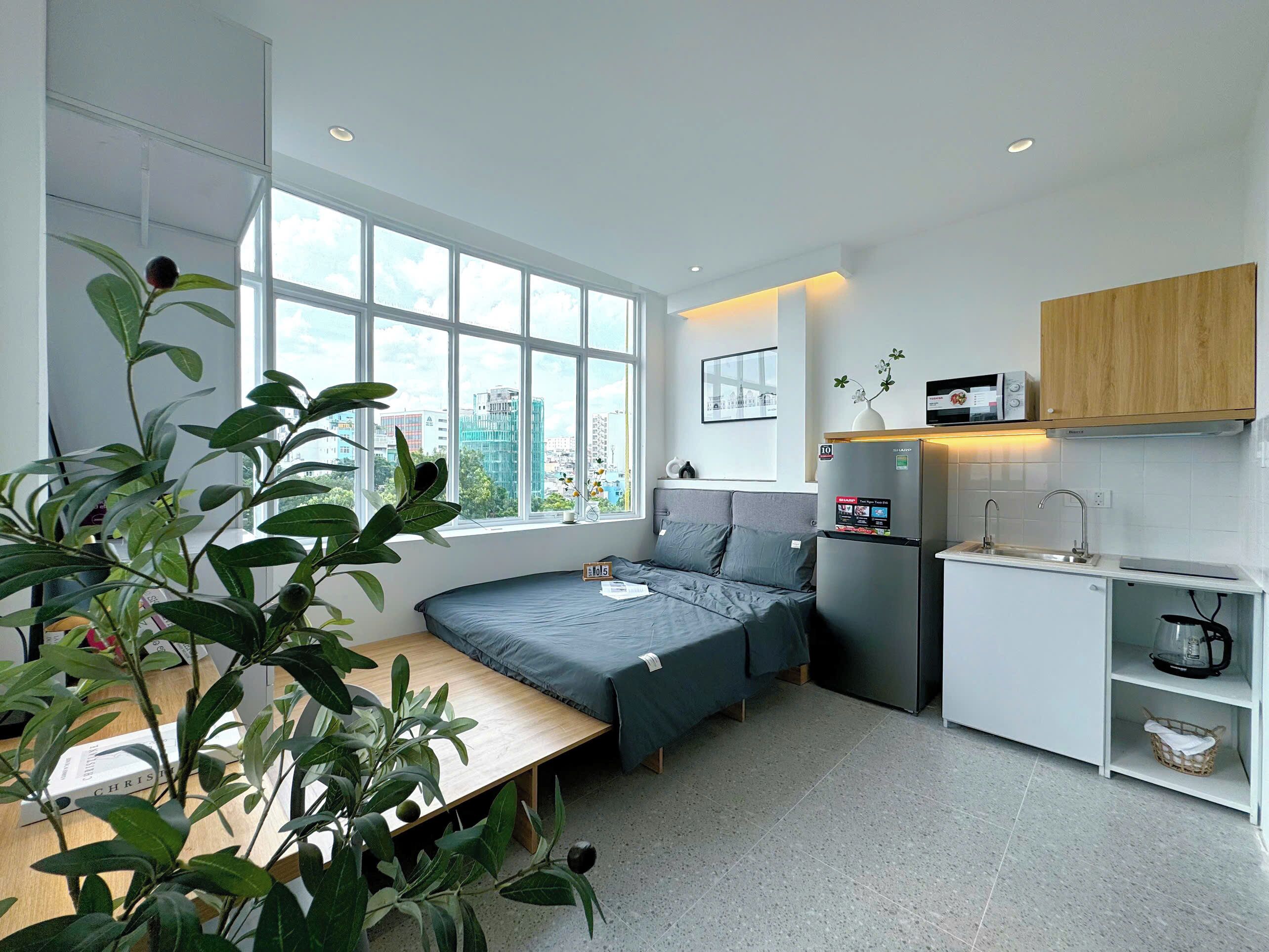 Individually decorated, individually furnished, desk, laptop workspace