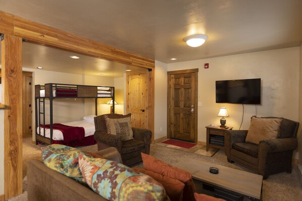 2 camere, ferro/asse da stiro, Wi-Fi, lenzuola