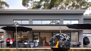 Terrace/patio - Amore ~ Hepburn Springs/Daylesford ~ Luxury, Spa, Wood Fire (Hepburn)
