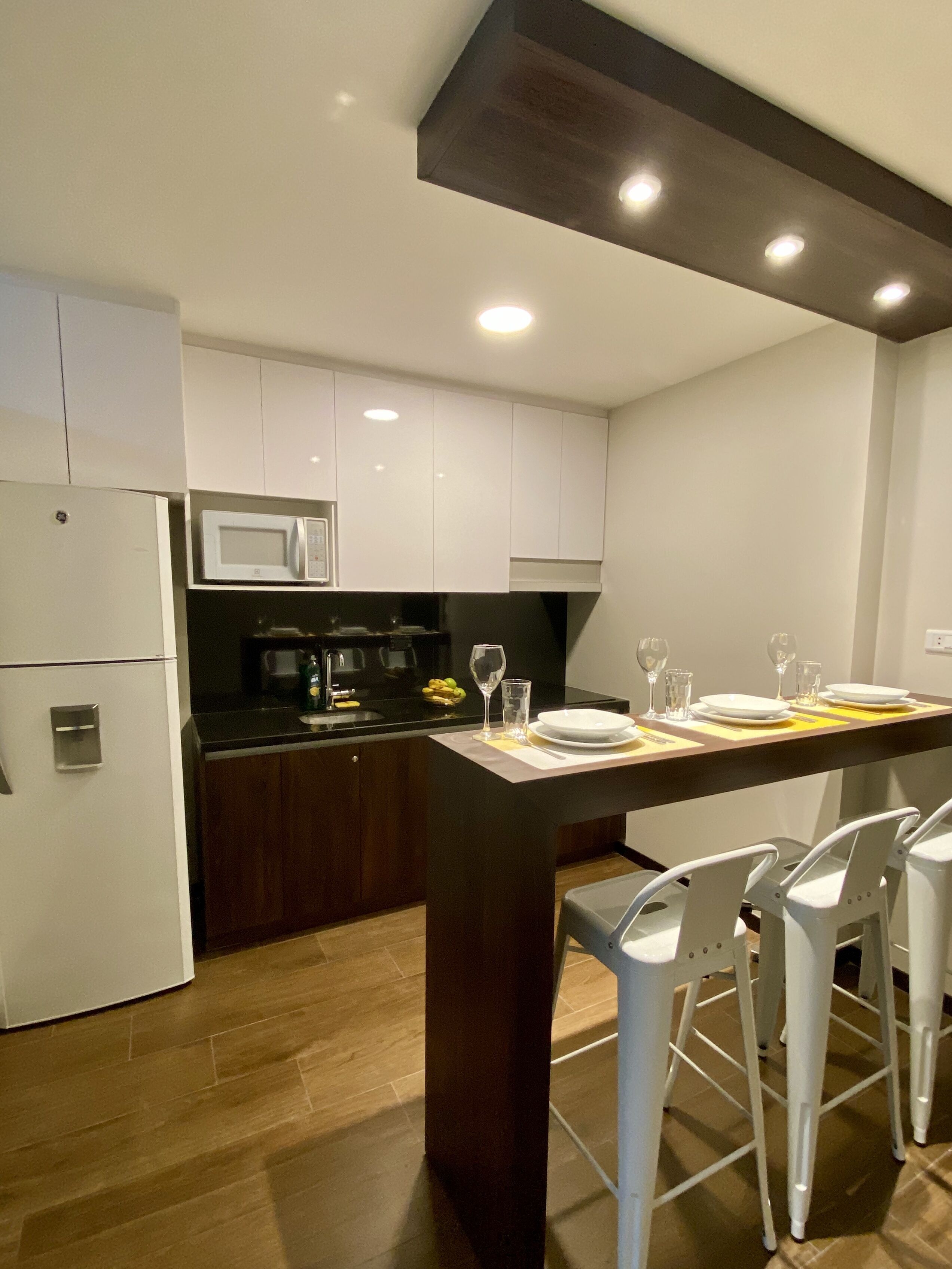 Fridge, microwave, stovetop, electric kettle