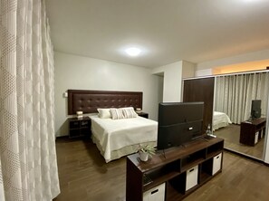 1 soverom, strykejern/-brett, wi-fi (inkludert) og sengetøy