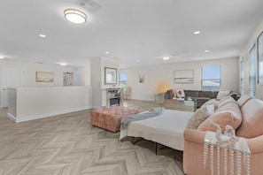 Lobby - Private Beach, Pool Table, Heated Saltwater Pool - A Grand Oasis- Roelens Vacations (Cape Coral)