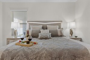 5 Schlafzimmer, Bügeleisen/Bügelbrett, WLAN, Bettwäsche