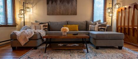 Smart-TV, Kamin, Videospiele, DVD-Player