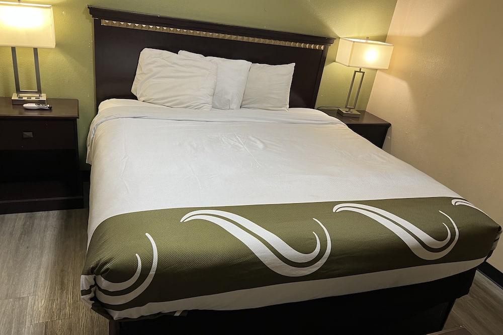 Country Inn-Giddings