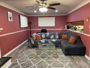 TV connectée, cheminée