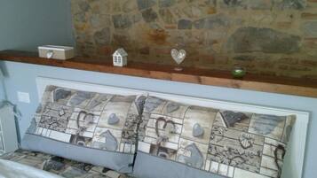 2 camere, ferro/asse da stiro, Wi-Fi gratuito, lenzuola