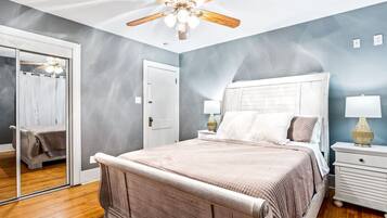 3 makuuhuonetta, silitysrauta/-lauta, vauvan matkasänky, ilmainen Wi-Fi