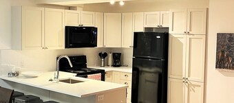 Renovated 3 bedroom condo, lower village, steps from the gondola and Toby pool.