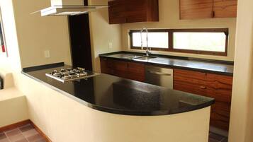 Microwave, stovetop, dishwasher, coffee/tea maker