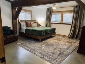 4 soverom, reiseseng for barn, wi-fi (inkludert) og sengetøy