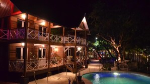 Villa, 4 Bedrooms | Minibar, desk, WiFi (free), bed sheets - Serene Beach Villa (Gili Trawangan)