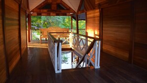 Villa, 4 Bedrooms | Minibar, desk, WiFi (free), bed sheets - Serene Beach Villa (Gili Trawangan)