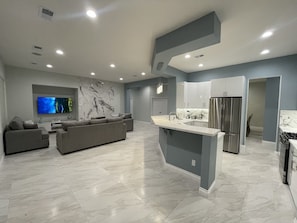 Interior - Luxury One of a Kind Villa With Brand New Pool/Spa (Indio)