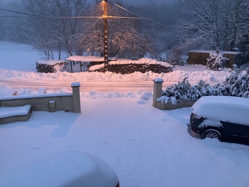 Country property with covered terrace and large swimming pool