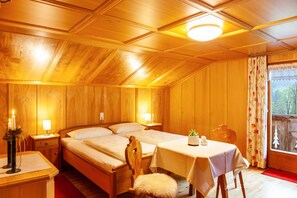 3 habitaciones, wifi gratis y ropa de cama 