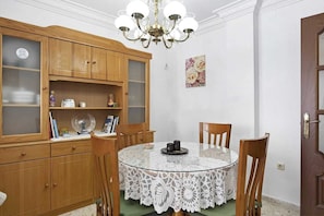 Dining - Centrally located apartment in Conil Pepa's House (Conil)