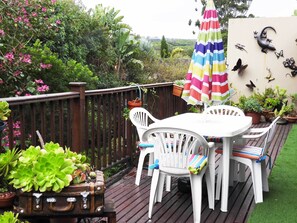Outdoor dining - Private. Peacefull. Perfect. Garden Route (Knysna)