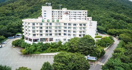 Bugok Ilsung Condo