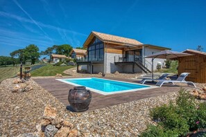 Piscine extérieure, piscine chauffée