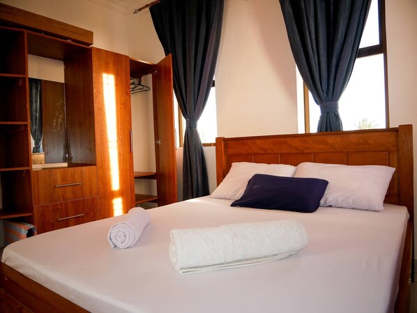 2 Schlafzimmer, Bügeleisen/Bügelbrett, Internetzugang