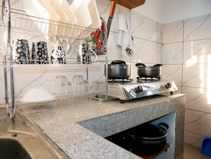 Kühlschrank, Mikrowelle