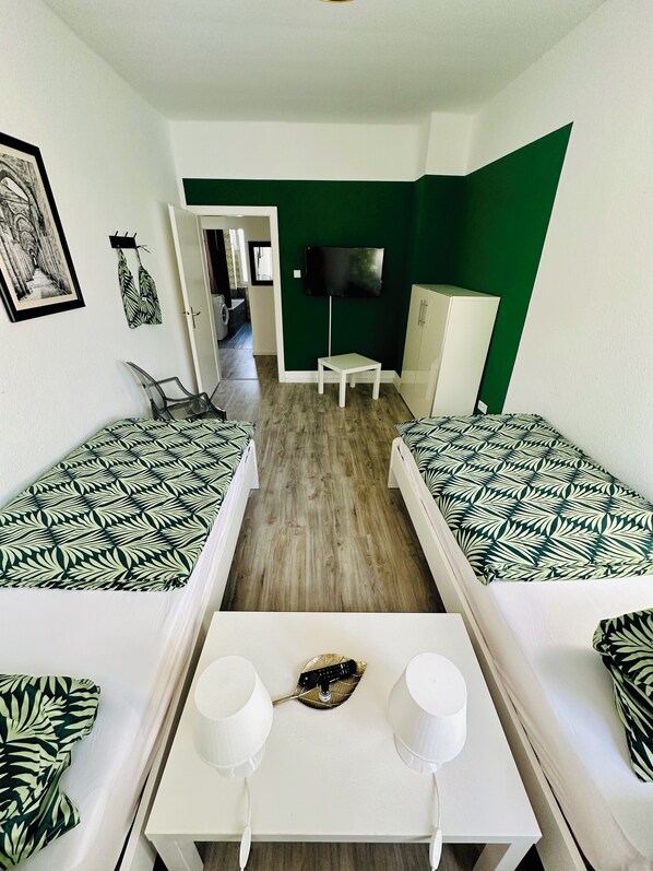 2 bedrooms, free WiFi, bed sheets