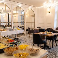 Desayuno buffet incluido todos los días 