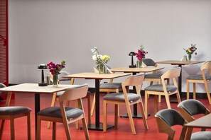 Restaurant - Graf Hotel (Tbilisi)