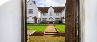 Luxurious 7 bedroom Villa in the popular sailing village, Bembridge