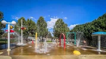 House, Multiple Beds (Whispering Creek) | Property grounds