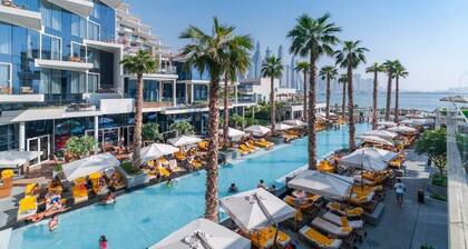 Five Palm Luxury Beach Villa with Private Pool