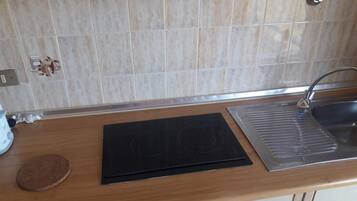 Refrigerador, utensilios de cocina