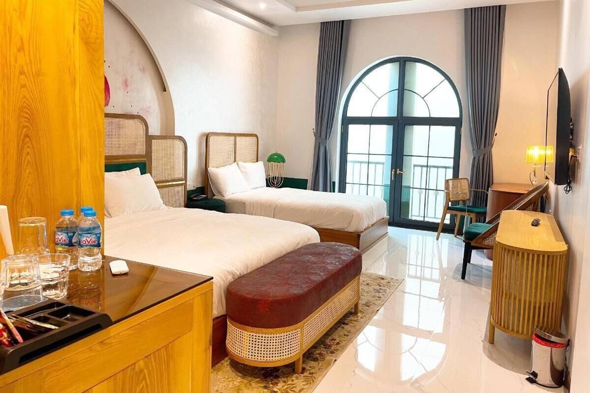 Habitación triple Deluxe | Wifi gratis y ropa de cama