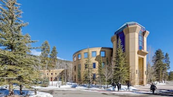 Căn hộ (2 Bedrooms) | Ngoại thất