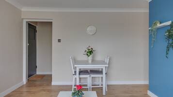 Comfort Apartment | In-room dining