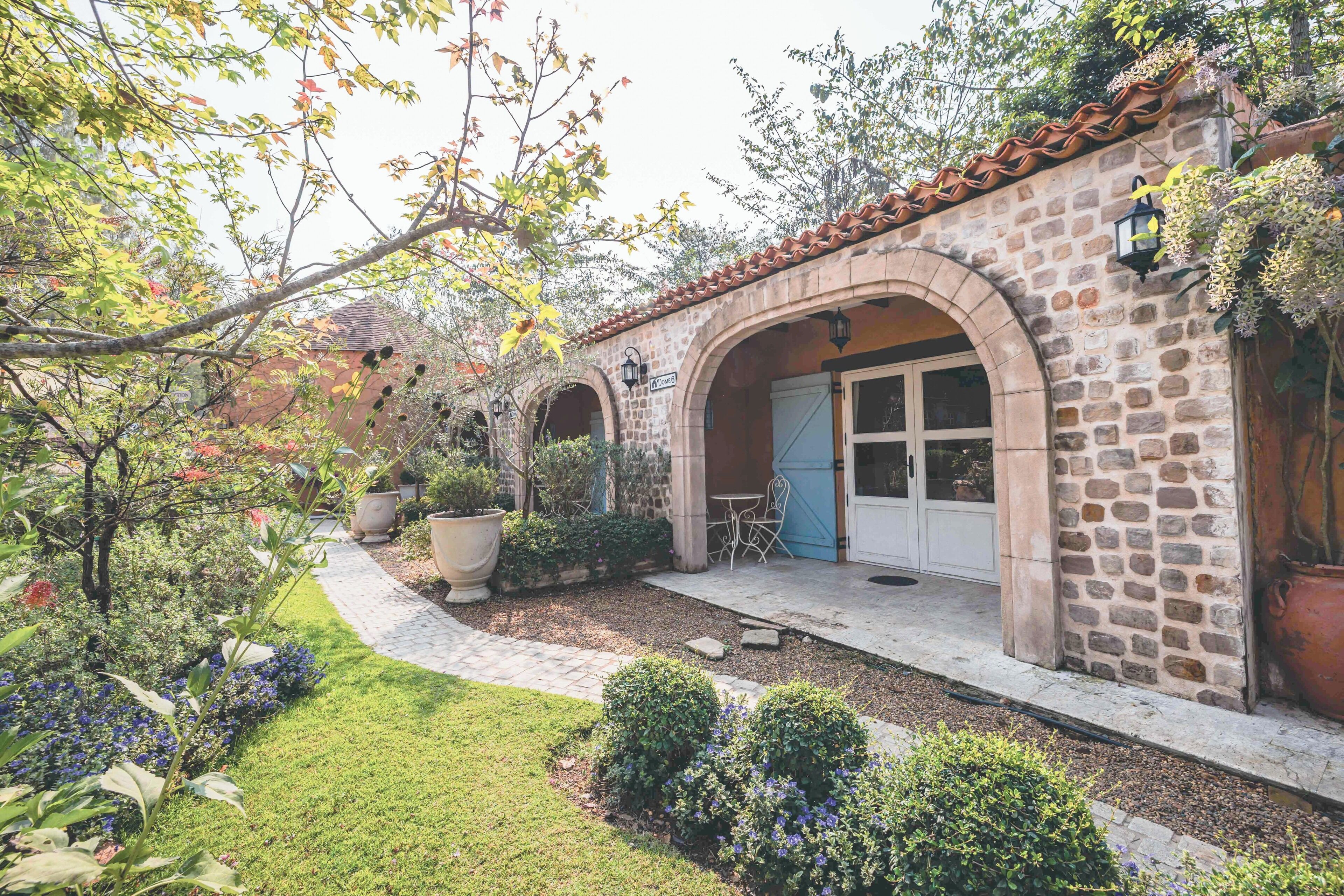 Dome Superior | Minibar, in-room safe, desk, free WiFi