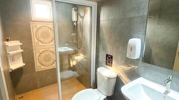 Casa exclusiva | Baño | Regadera, regadera tipo lluvia, amenidades de baño gratuitas