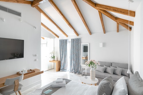 Ciel Suites Athens