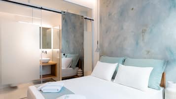 Egyptian cotton sheets, premium bedding, memory-foam beds, in-room safe