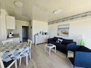 Fernseher, Stereoanlage