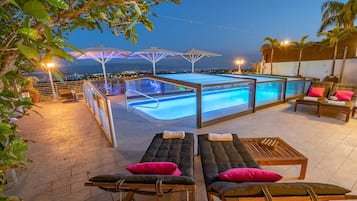 Piscine extérieure