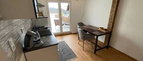 Kühlschrank, Ofen, Herdplatte, Geschirrspüler