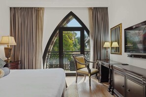 5 quartos, ferros/tábuas de passar roupa, berço de viagem, Wi-Fi
