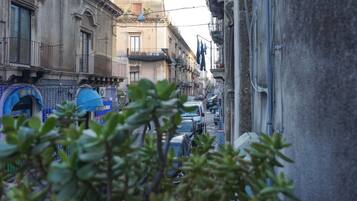 Camera Matrimoniale con Balcone | Vista dalla camera