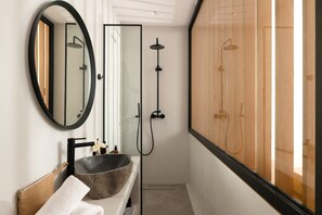 Deluxe Room | Bathroom | Hair dryer, towels - Casa Natura (Rhodes)